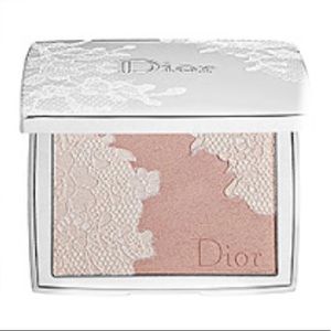DIOR - Poudrier dentelle.